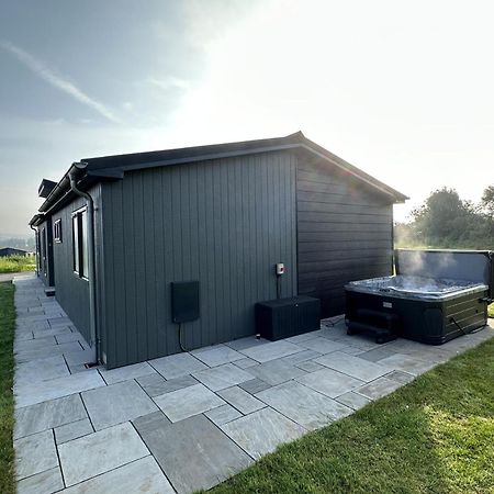 Swanlake Lodge - 3 Bedroom Holiday Home - Penally Eksteriør billede