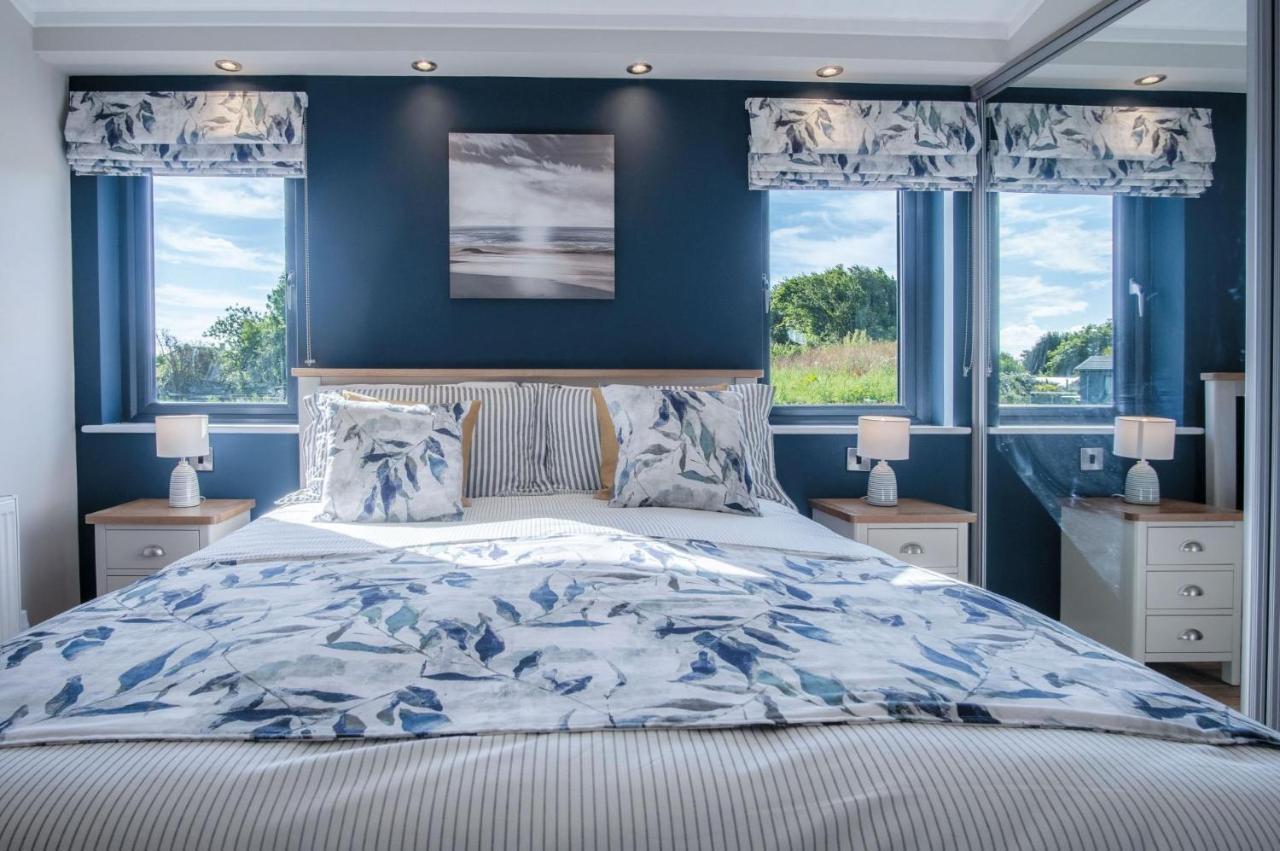Swanlake Lodge - 3 Bedroom Holiday Home - Penally Eksteriør billede