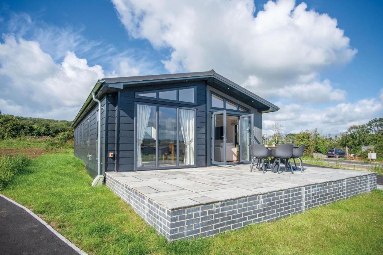 Swanlake Lodge - 3 Bedroom Holiday Home - Penally Eksteriør billede